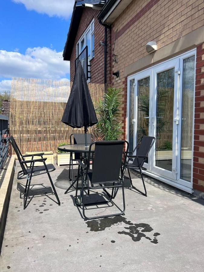 Appartement The Burton- Free Gated Parking *