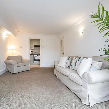 The Burton- Free Gated Parking Appartement Manchester Buitenkant foto