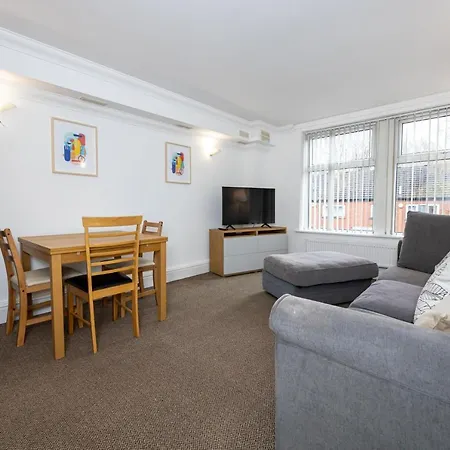 The Burton- Free Gated Parking Appartement Manchester Buitenkant foto