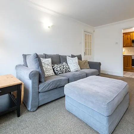 The Burton- Free Gated Parking Appartement Manchester Buitenkant foto