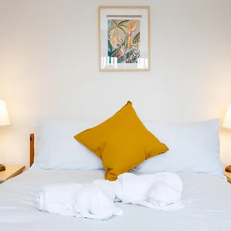 The Burton- Free Gated Parking Appartement Manchester Buitenkant foto