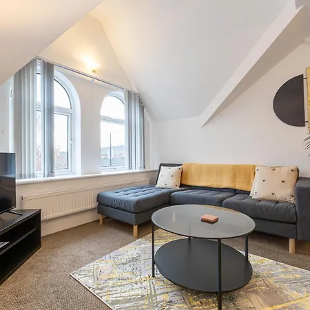 The Burton- Free Gated Parking Appartement Manchester Buitenkant foto