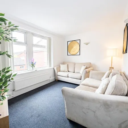 The Burton- Free Gated Parking Appartement Manchester Buitenkant foto